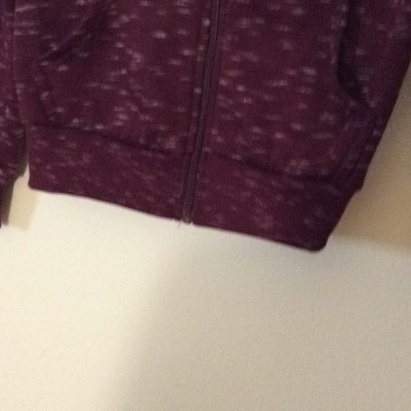 Burgundy zip hoodie - Picture 4 of 9